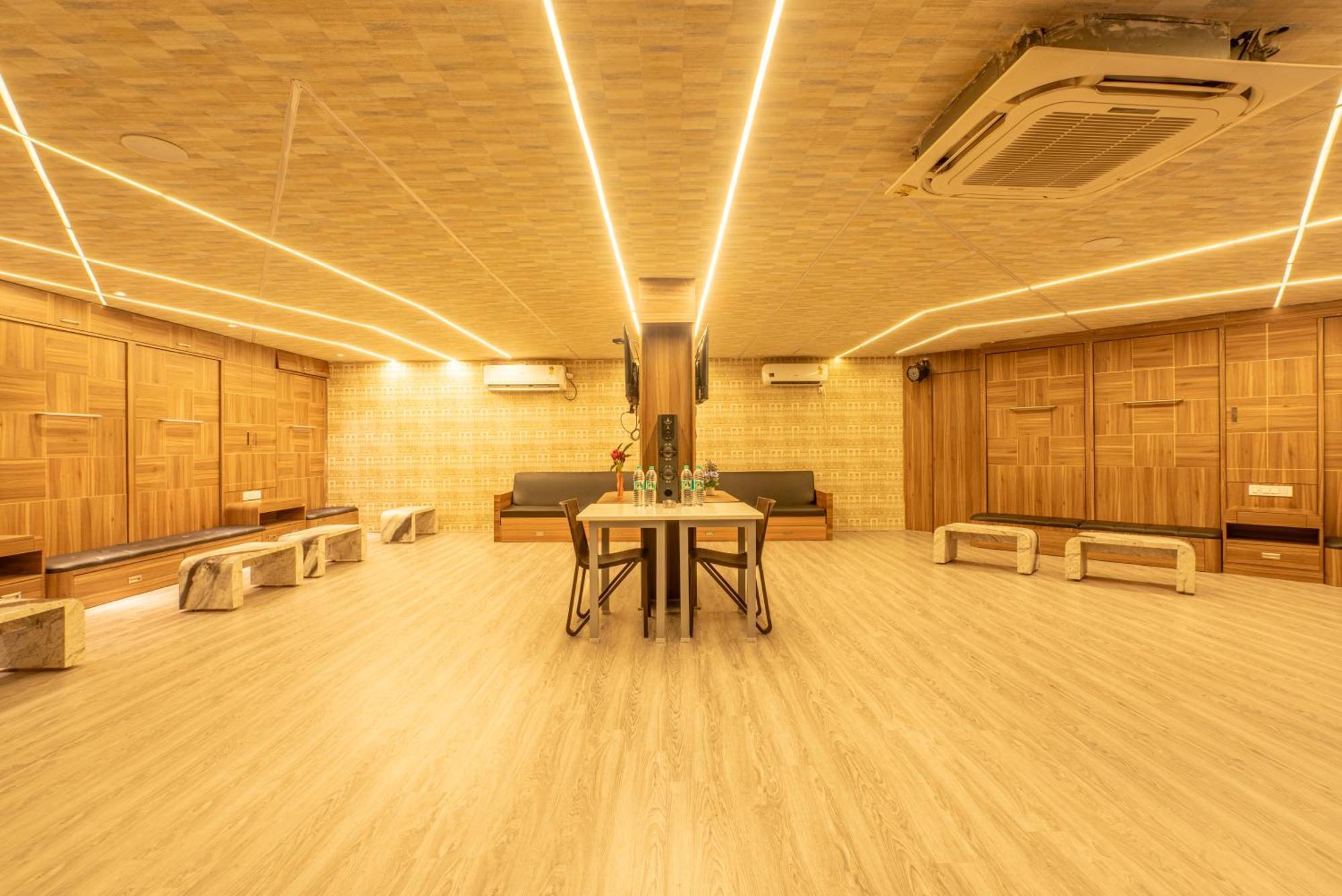 Seasons Suites Koramangala 班加罗尔 客房 照片